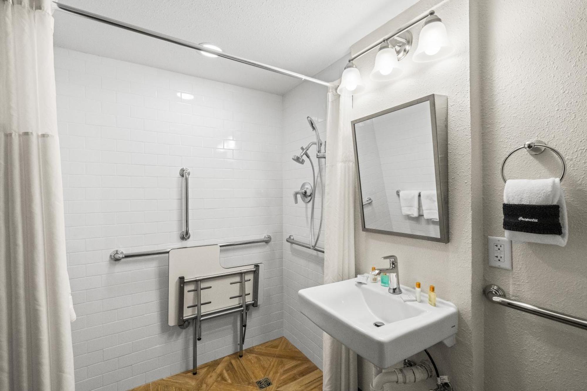 Black Bear Inn & Suites Gatlinburg Bagian luar foto